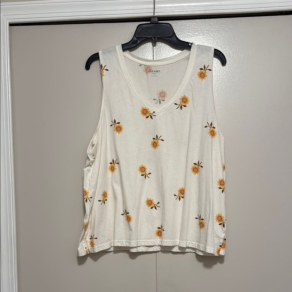 Old Navy White and Yellow Sleeveless Tank Top